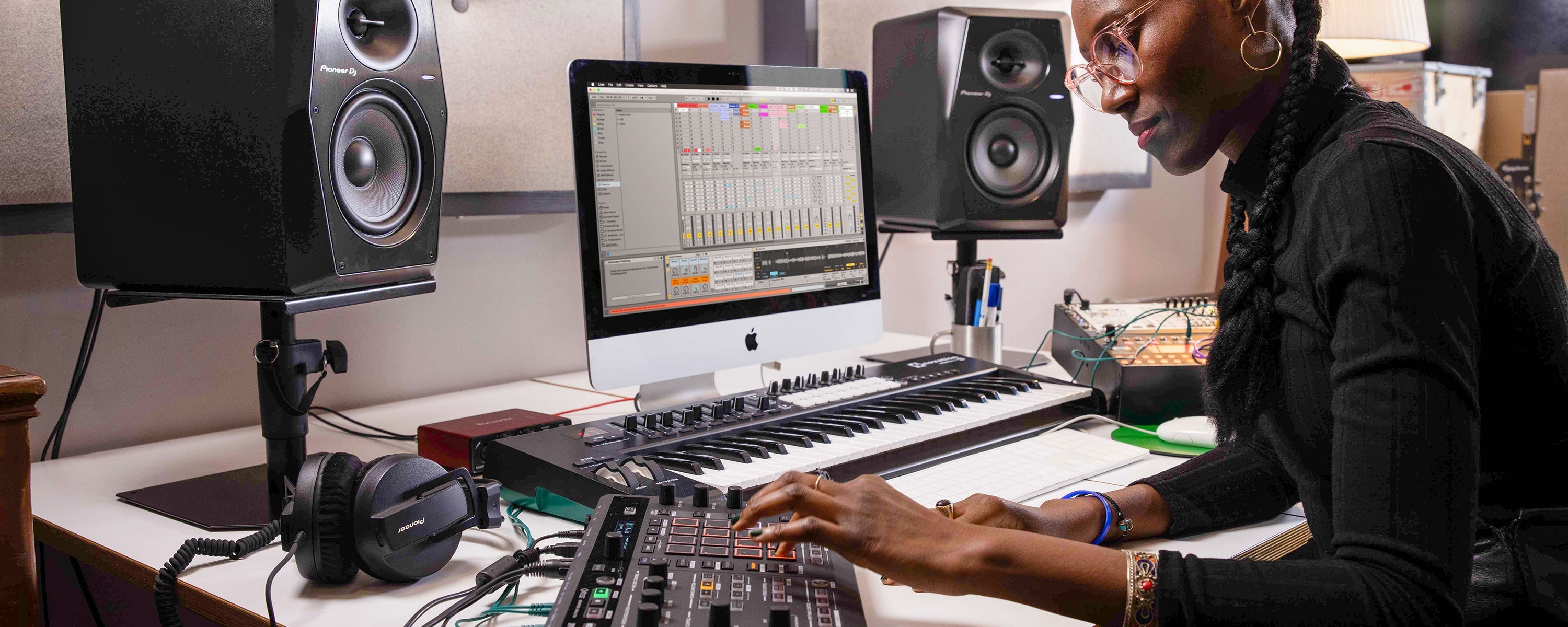 MIDI Controllers & Keyboards