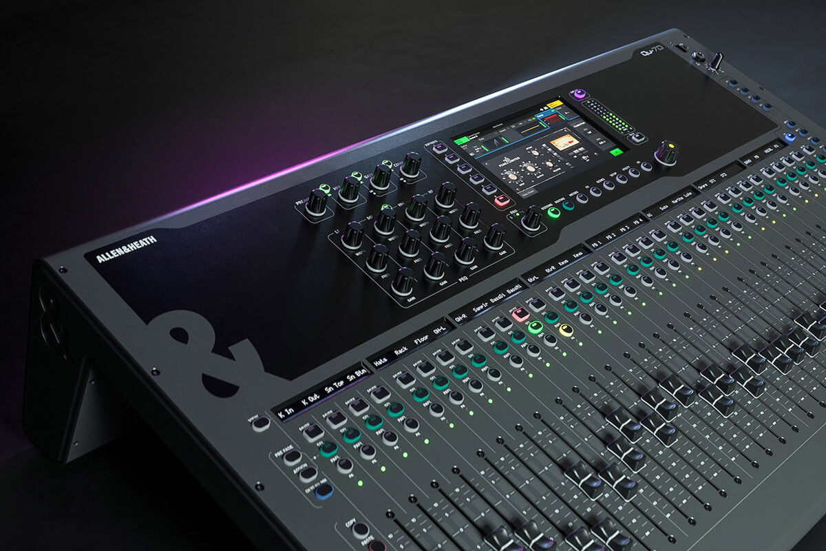 Allen & Heath QU-7D Compact 38-in/24-out 96kHz Digital Mixer with Dante