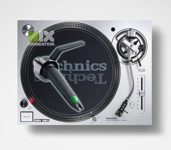Technics SL-1200MK7 Direct Drive DJ Turntable Silver Edition w/FREE Ortofon Concorde Mix Cartridge