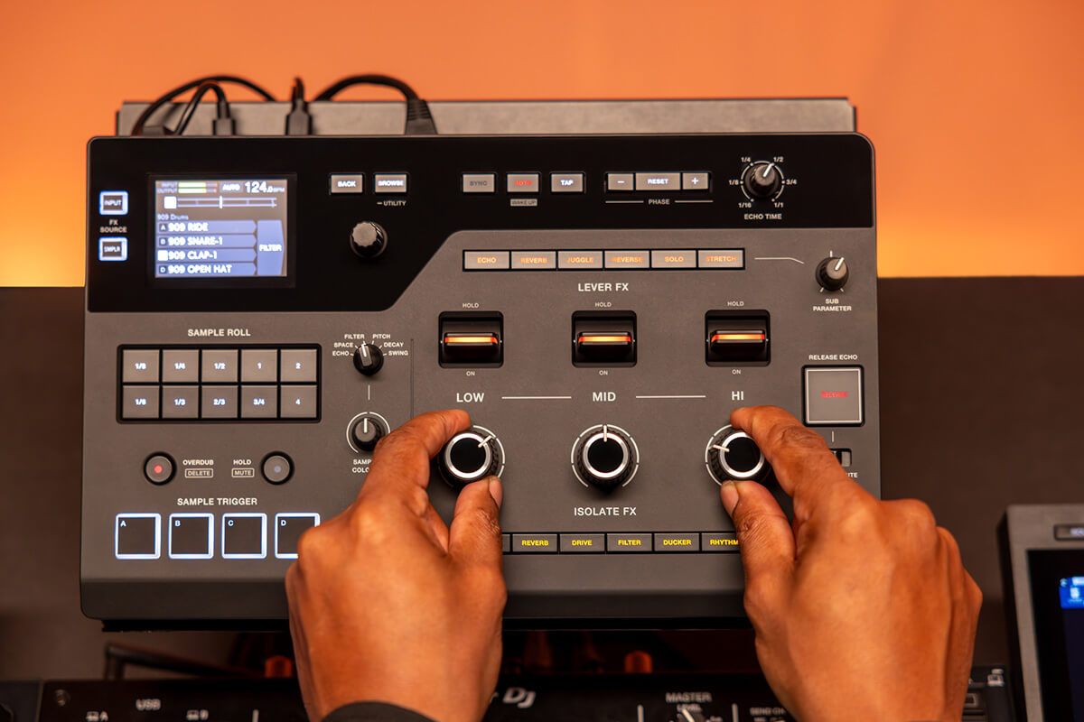 AlphaTheta RMX-IGNITE DJ Effector 3-Band FX Processor & Sampler