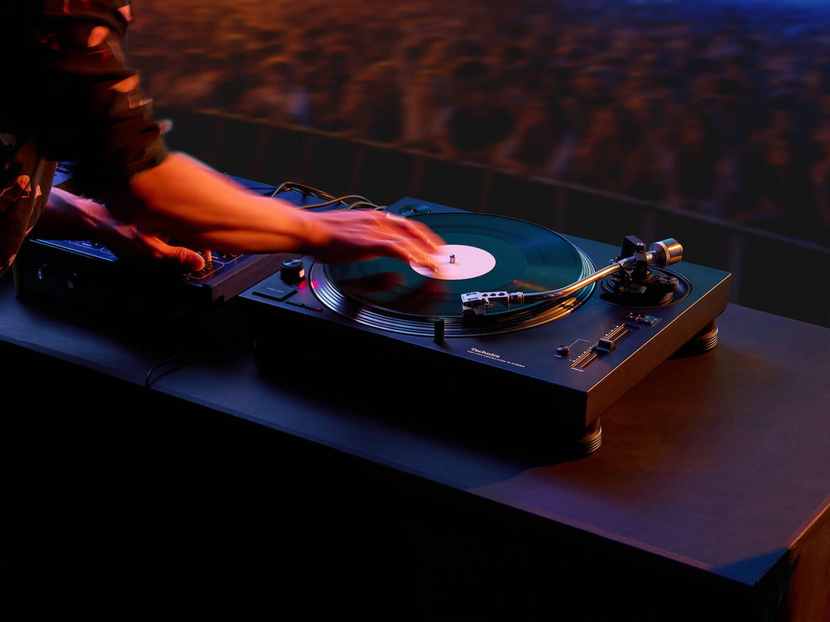 Technics SL-1210MKX Direct-Drive DJ Turntable PRE-ORDER
