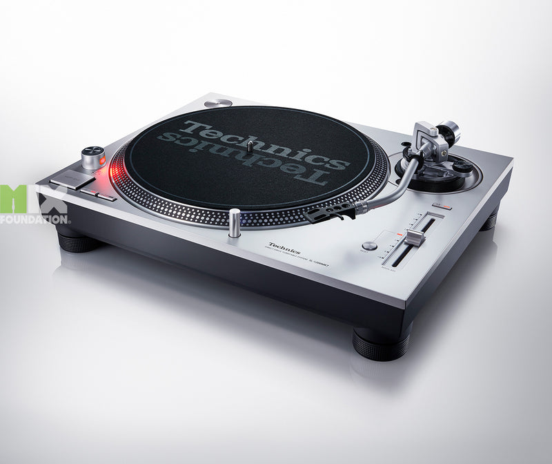 Technics SL-1200MK7 Direct Drive DJ Turntable Silver Edition w/FREE Ortofon Concorde Mix Cartridge