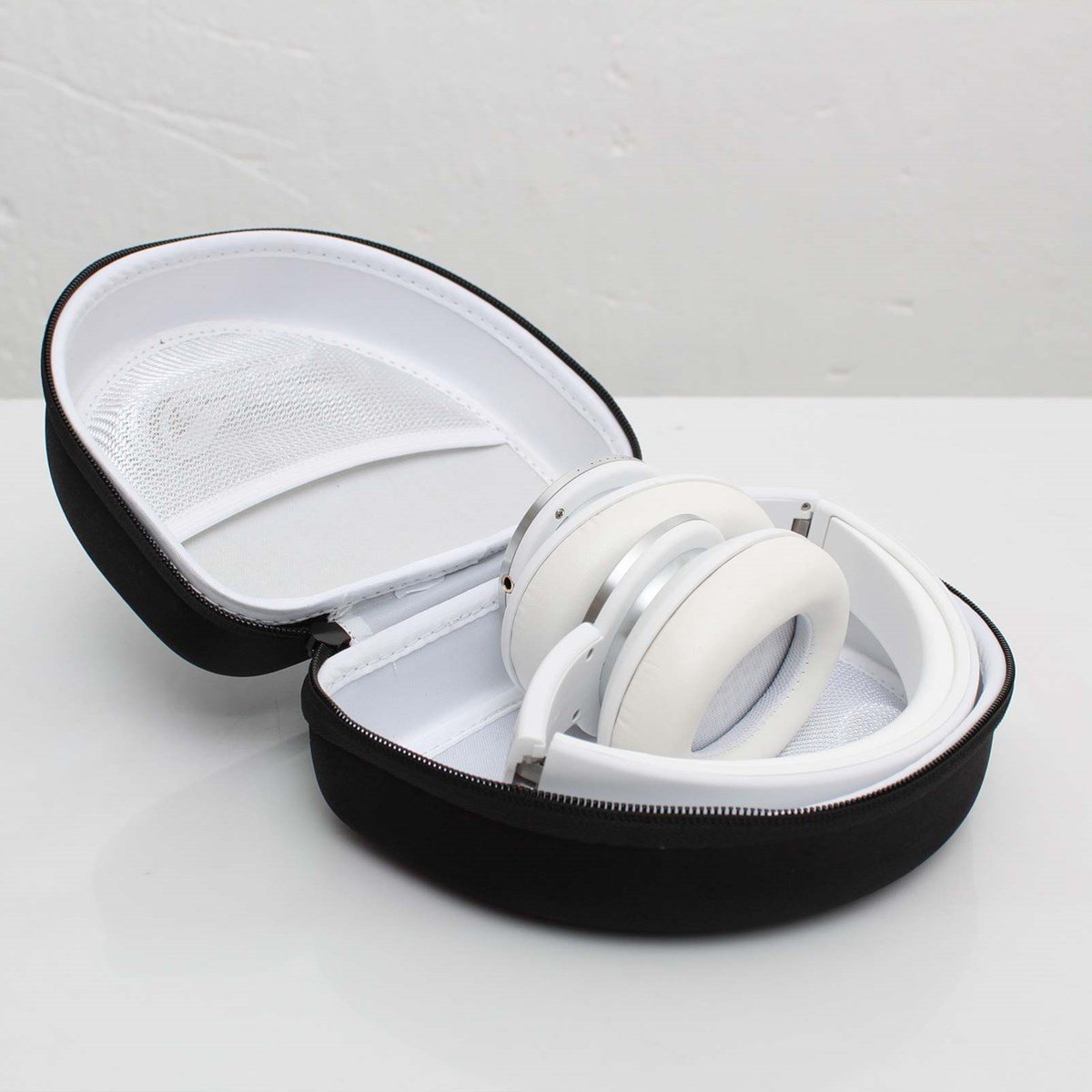 CHAMBERS by RZA PREMIUM Headphones w/ Active Noise
